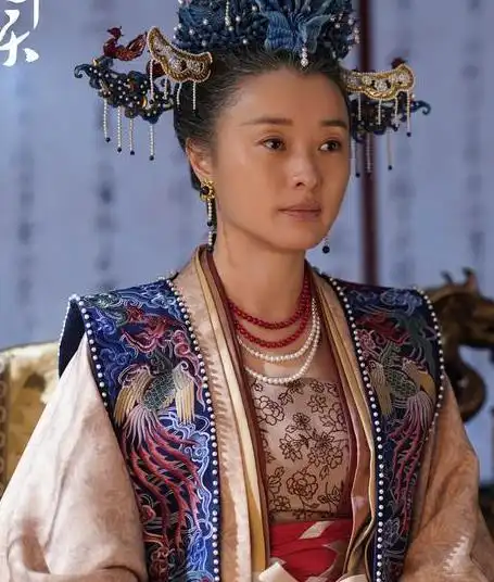 吴越清平乐霸气上线展凌厉眼技执掌宫闱风云