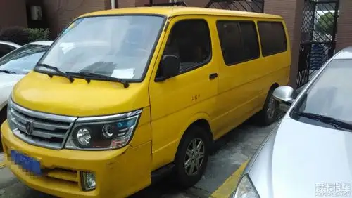 【已成交】带沪牌 5座金杯面包车 拉货神器4.99万 可置换