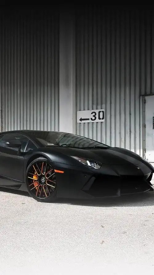 豪车之首兰博基尼跑车手机壁纸