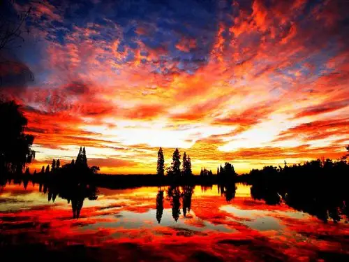 火烧云:一场绝美的视觉盛宴