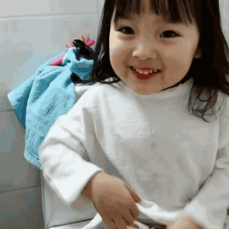 权律二小智障表情包来一打.