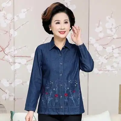 妈妈牛仔衬衫女长袖春季50岁老年人春秋薄上衣褂子中老年纯棉衬衣