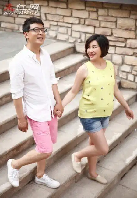 王雅捷的老公于洋的简历资料相恋四年之后正式登记结婚