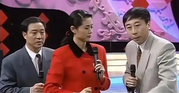 回顾冯巩被妙龄保姆索要50万分手费妻子艾慧的做法让人敬佩