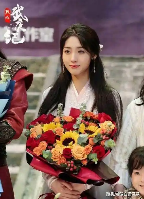 被市场遗忘的明星,邢菲沈月梁洁邢昭林秦俊杰等都在走下坡路了_作品