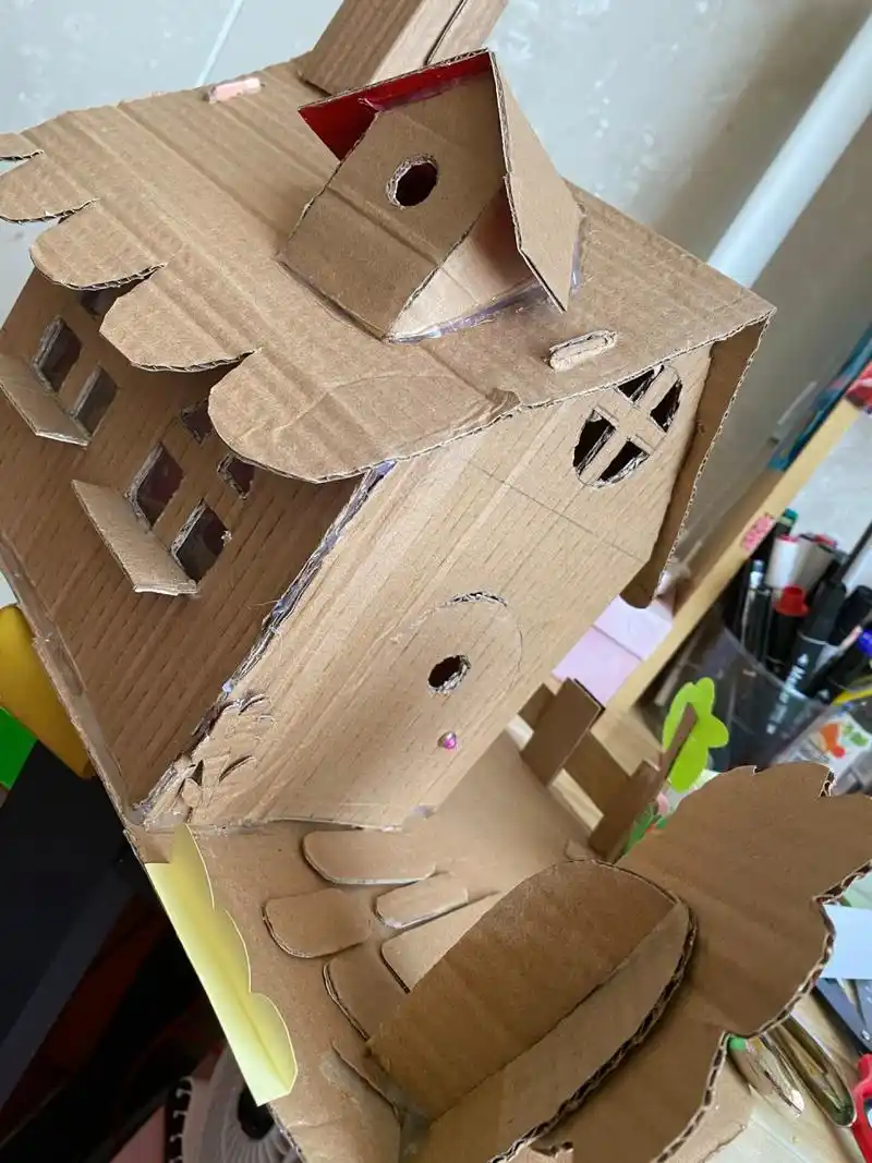 幼儿园手工制作～纸房子92 这是做了三个小时的成果,幼儿园的作业