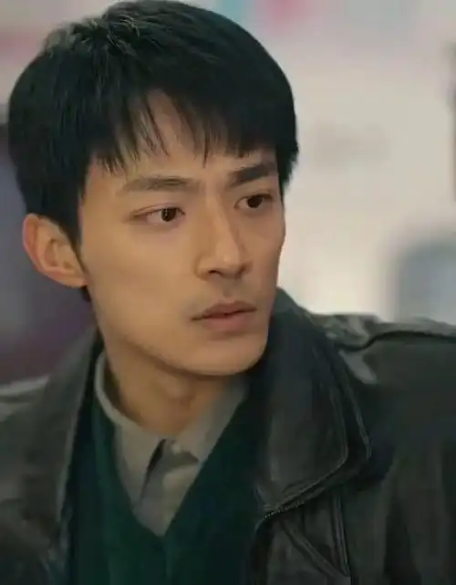 神似肖战霍建华结合体爆款短剧男主刚火就要塌房