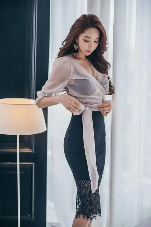 透视衫蕾丝包臀裙美女模特性感妩媚韵味足[5/8]_美腿丝袜_美桌网
