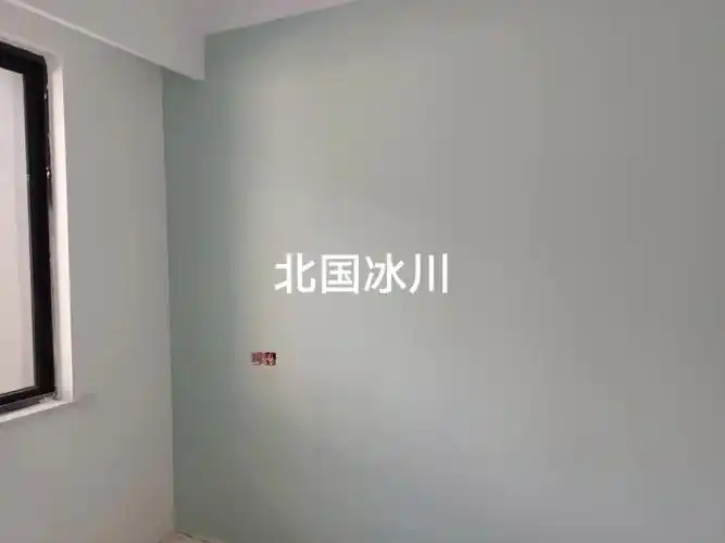 来看看墙面的成品,师傅手艺不错,整体效果好看更正:图一是北国山川