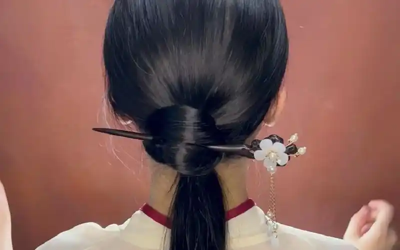 改良版汉朝堕马髻清冷国风低马尾盘发