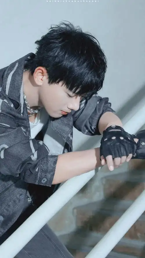 张杰助阵杨和苏首次演唱会