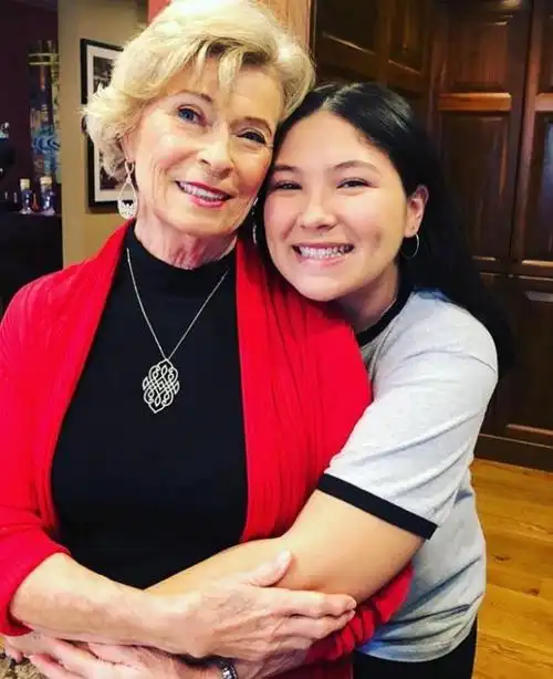 李小龙的老婆李小龙74岁妻子近照