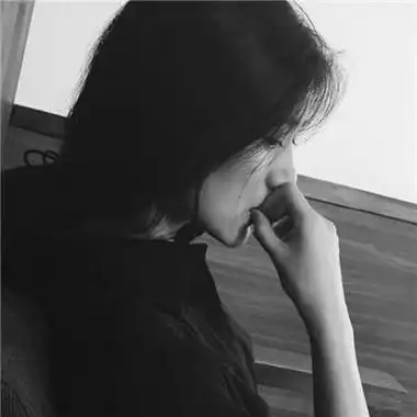 抖音黑化女生头像霸气