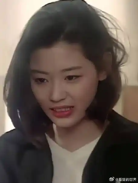 短发的全智贤也美的一塌糊涂|全智贤_新浪新闻