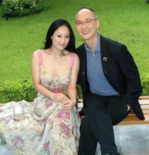 钟镇涛用亲身经历告诫男人,找个好老婆有多么重要_章小蕙_范姜_儿女