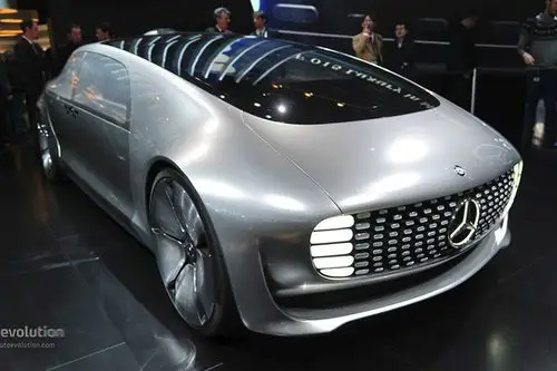 展开全部 奔驰 f015 luxury in motion 自动驾驶概念车