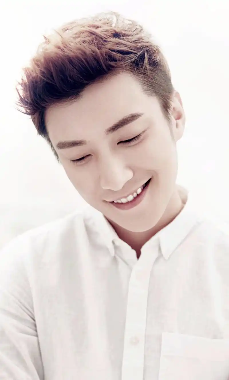 乔任梁离世难安静女友家人争遗产撕破脸皮