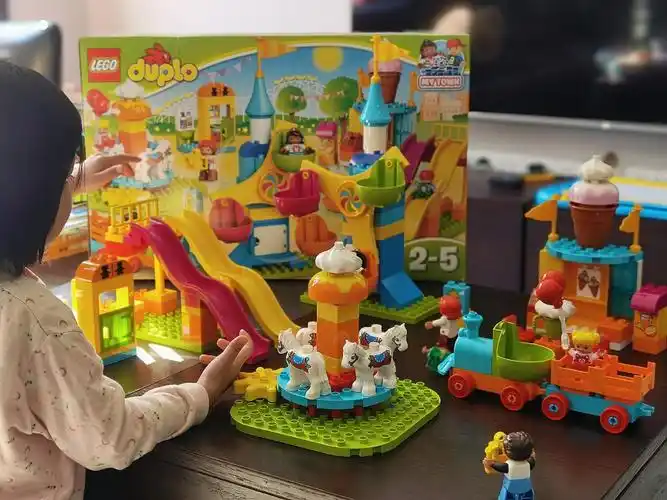 乐高10840游乐园