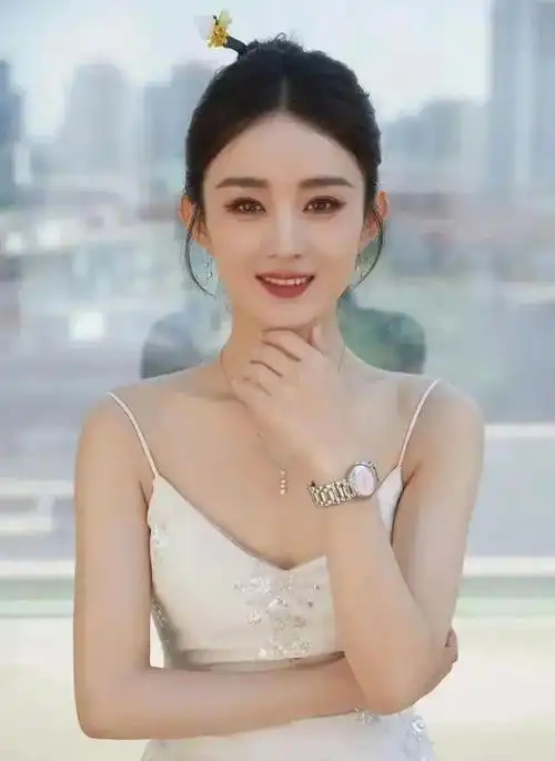 赵丽颖男友同游刘学义郑合惠子二搭阮经天提携明道冯小刚靠养女作秀