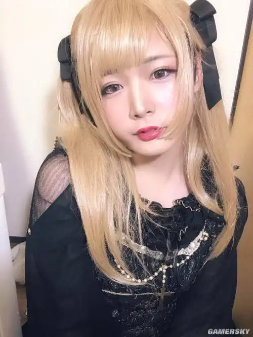 不良少年竟成萌妹子 推特上大火的女装大佬简直是后街女孩真人版