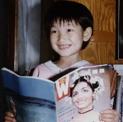 7年恋情被李湘插足,试镜照片被导演撕碎,后儿子遗传先天性巨婴