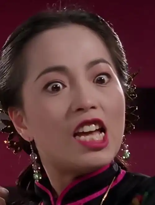 "重口味爱好者—石榴姐",人家年轻时也是大美女一枚啊!