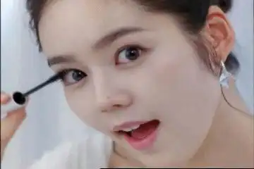 韩佳人吐舌头性感诱惑gif动图_动态图_表情包下载_soogif