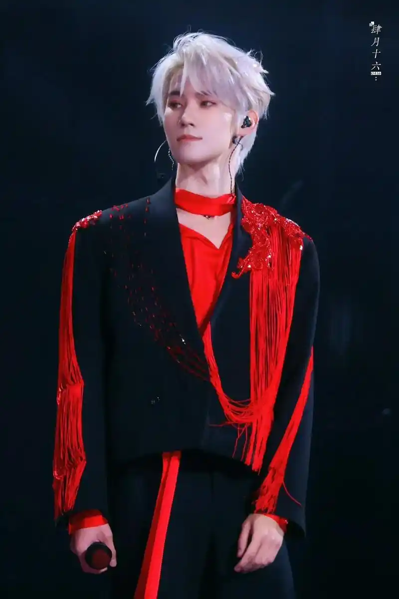 这么帅的真源 想让全世界知道 #张真源 #张真源混血感 # - 抖音