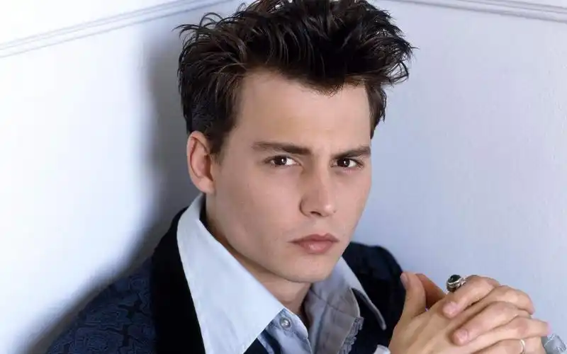 好莱坞最帅十大男星出炉,彼特,德普入榜,第一完美犹如雕塑!