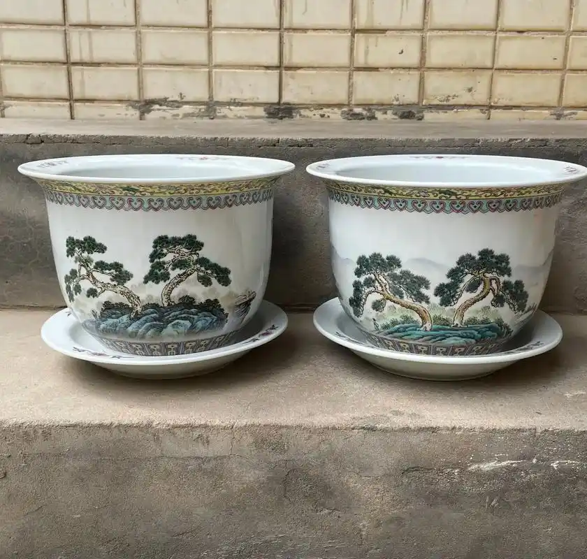 567瓷,70年代景德镇艺术瓷厂重工粉彩手绘山水花盆 花钵一 - 抖音