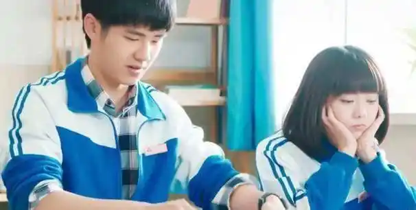 谭松韵钟汉良"先结婚后恋爱",体会过世间残酷后,定会柳暗花明_妈妈