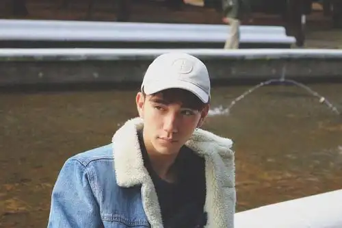 和马美女的自信与气度