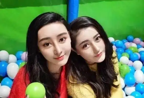 范冰冰为李晨生下一子产子后竟然发现男友也喜欢男人