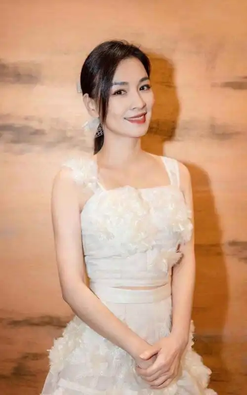 台媒曝张庭夫妇反告大陆指责大陆针对台商割韭菜