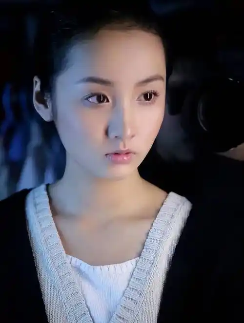 演员吕一:徐克发掘出道,演《天外飞仙》成名,事业爱情都很佛系_上官浩