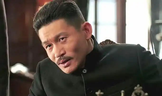 少帅:杨宇霆逼着张学良放权,却不知学良对他已经起了杀意