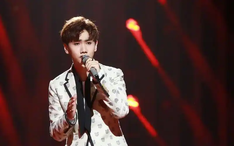 汪苏泷金曲捞现场演唱为你写诗深情泷在线