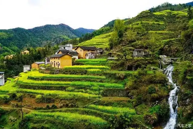 下汰村适合一年四季都去,这里的云海十分漂亮