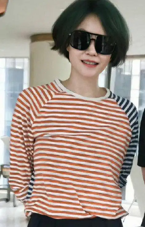 原创王菲再换新造型绿色头发个性十足原来天后的短发更具魅力