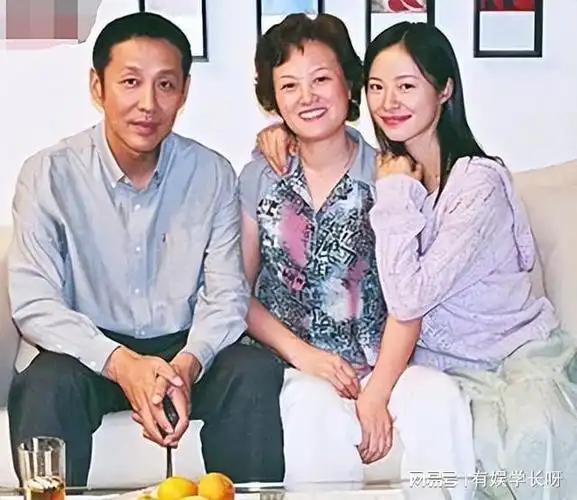 陈道明娶央视主持人恩爱40年和妻子互相成就女儿是他的骄傲