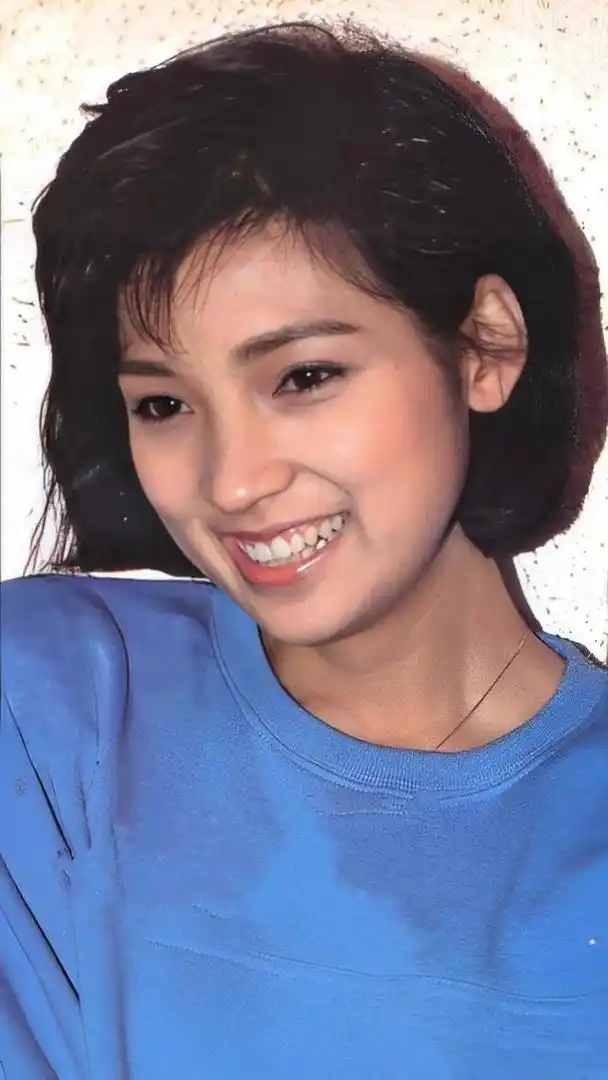 老照片里的旧时光—戚美珍