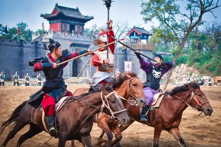 开封万岁山大宋武侠城门票提前一个小时预订