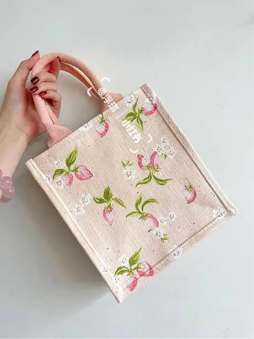 muji无印良品手绘包包粉嘟嘟夏日小草莓