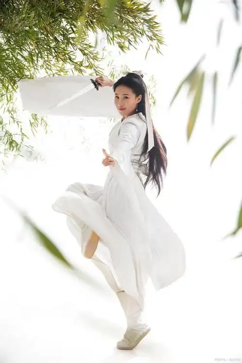 峨眉派00后女弟子组团出山