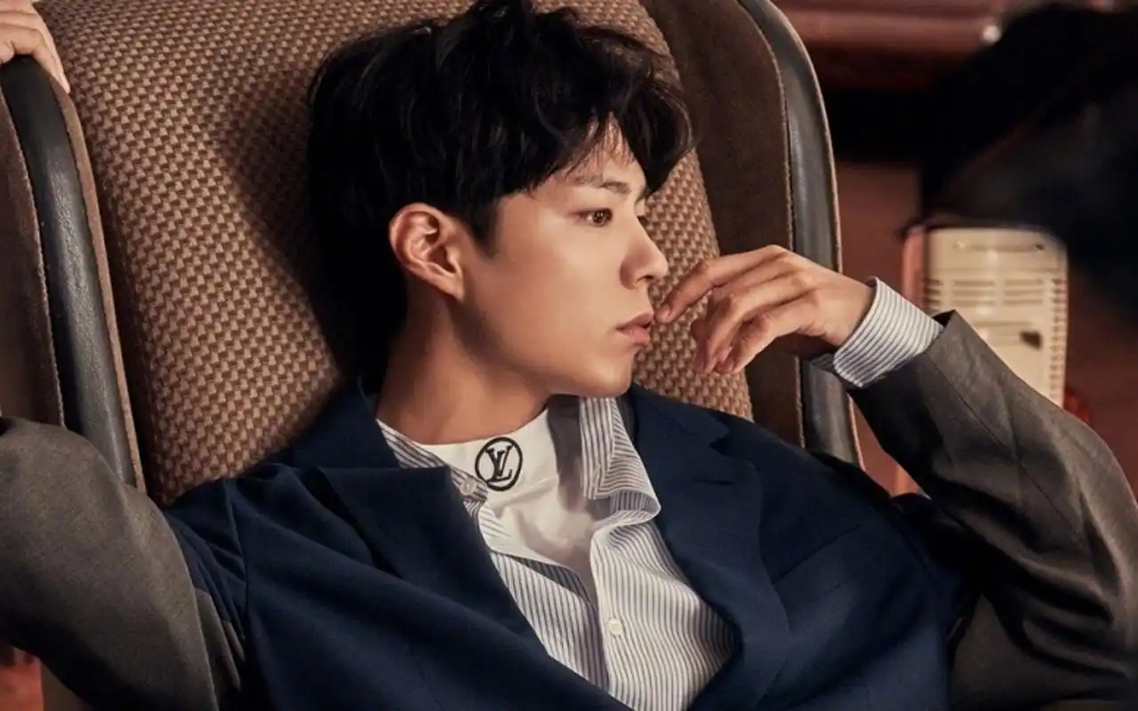 朴宝剑儒雅帅气时尚写真图片桌面壁纸