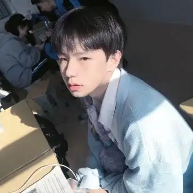 祁宋ins风格文艺范真人男生头像男生头像