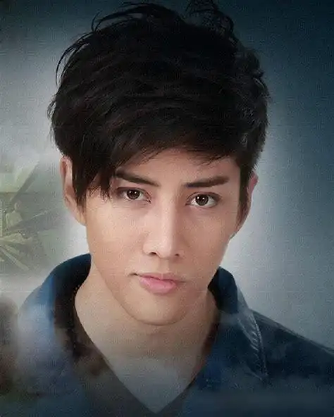 泰国男明星mike2022已更新今日图集