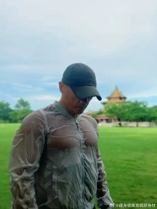 肌肉男##人人运动家##微博摄影年