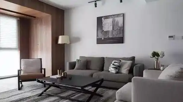 1优雅的灰色现在,我们与大家分享一组客厅墙面刷新后的效果图,助您一