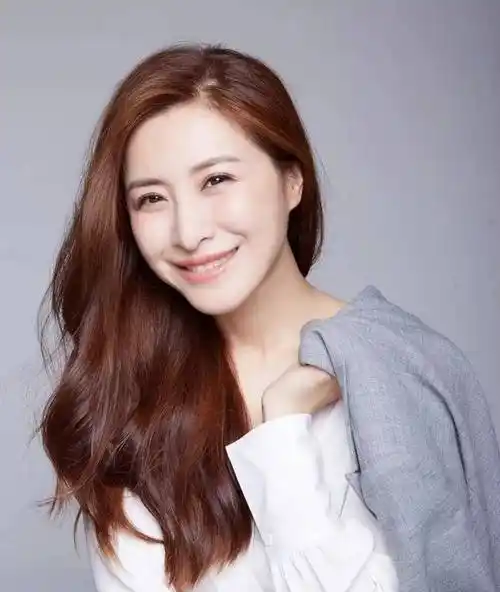 于洋:娶演员王雅捷,婚后生一子,幸福美满_妈妈_赵本山_其他